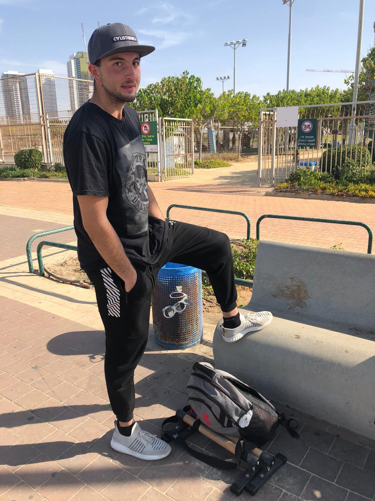 לפני 1